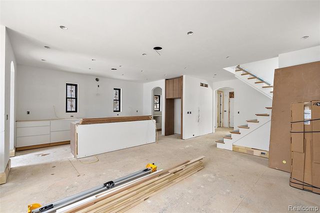 1368 Bennaville Avenue, Birmingham, MI 48009