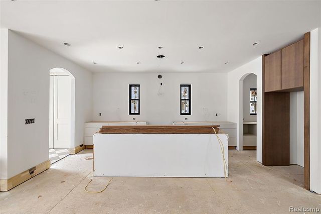 1368 Bennaville Avenue, Birmingham, MI 48009