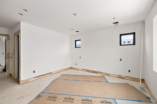 1368 Bennaville Avenue, Birmingham, MI 48009