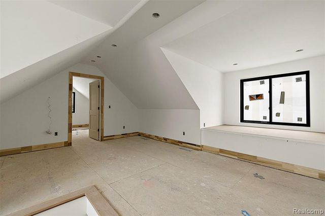 1368 Bennaville Avenue, Birmingham, MI 48009