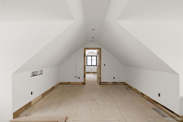 1368 Bennaville Avenue, Birmingham, MI 48009