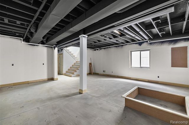 1368 Bennaville Avenue, Birmingham, MI 48009