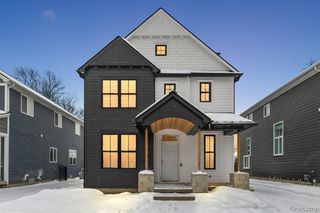 1368 Bennaville Avenue, Birmingham, MI 48009