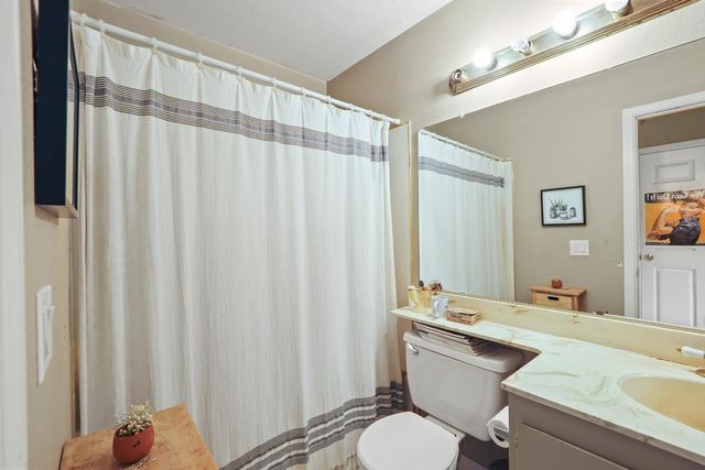 10810 Paiute Way, Rancho Cordova, CA 95670