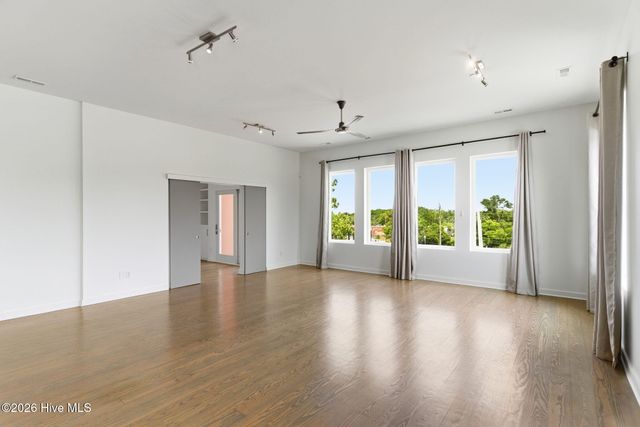 314 Davis Street Unit 301, Wilmington, NC 28401