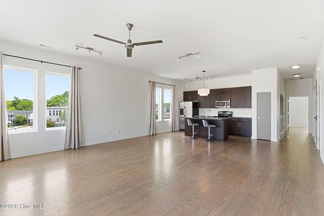 314 Davis Street Unit 301, Wilmington, NC 28401
