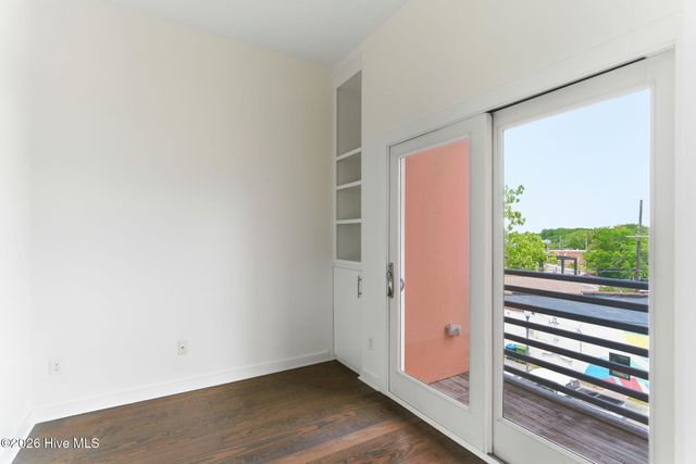 314 Davis Street Unit 301, Wilmington, NC 28401