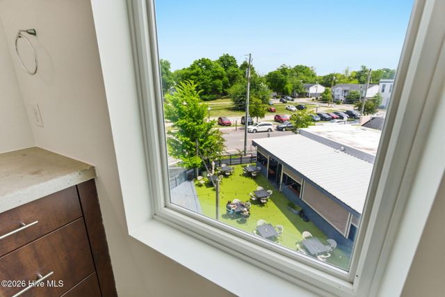 314 Davis Street Unit 301, Wilmington, NC 28401
