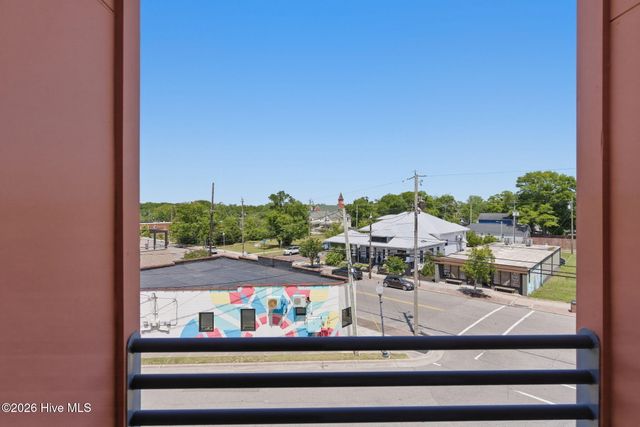 314 Davis Street Unit 301, Wilmington, NC 28401