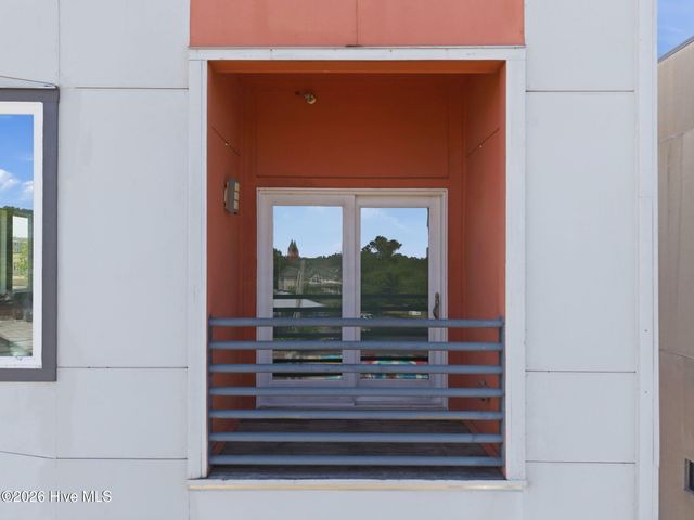 314 Davis Street Unit 301, Wilmington, NC 28401