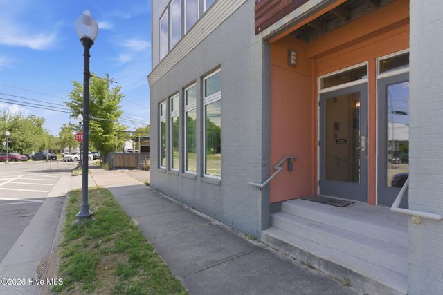 314 Davis Street Unit 301, Wilmington, NC 28401