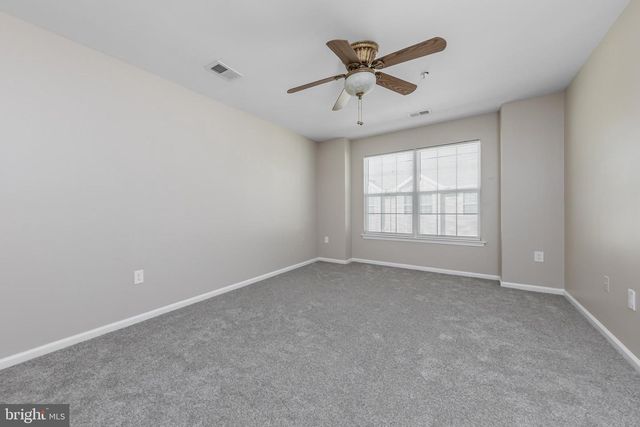 117 LIONHEART LN, West Deptford, NJ 08086