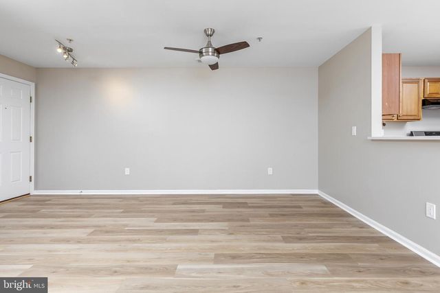 117 LIONHEART LN, West Deptford, NJ 08086