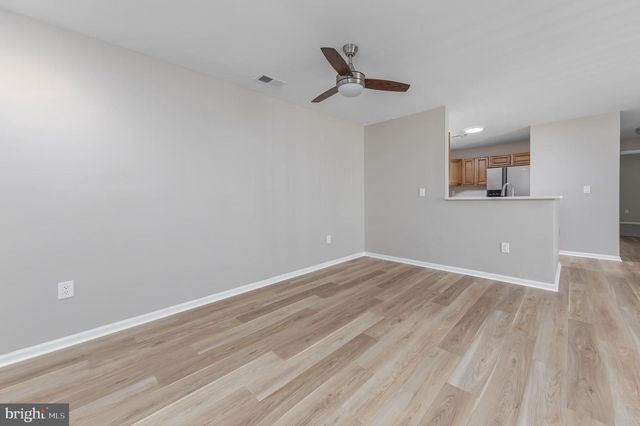 117 LIONHEART LN, West Deptford, NJ 08086