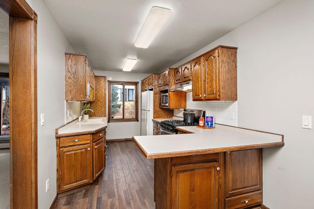 10630 Rockford Road 109, Plymouth, MN 55442