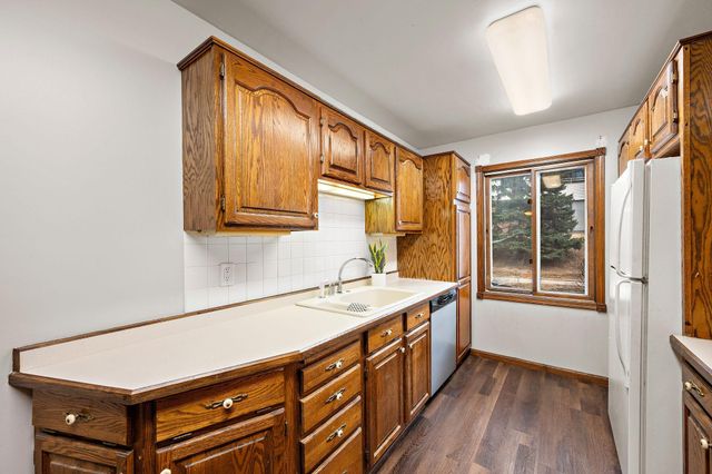 10630 Rockford Road 109, Plymouth, MN 55442