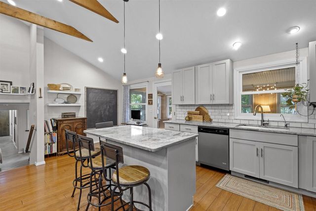 540 PINEHURST AVENUE, Green Bay, WI 54302