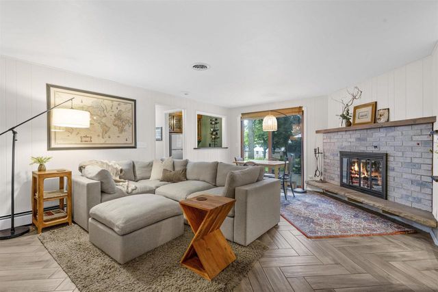 540 PINEHURST AVENUE, Green Bay, WI 54302