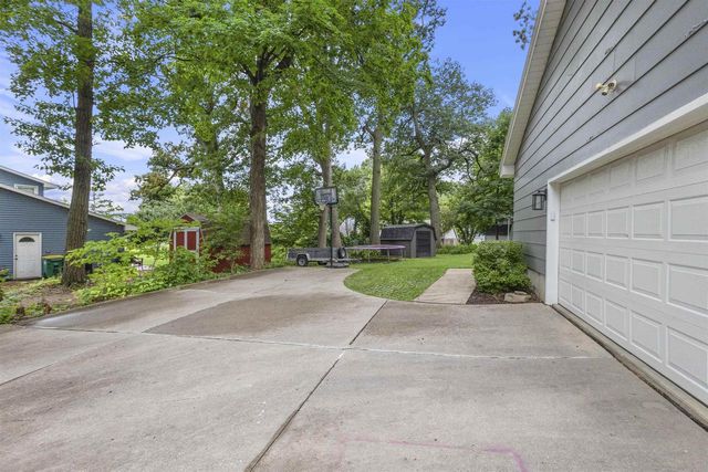 540 PINEHURST AVENUE, Green Bay, WI 54302