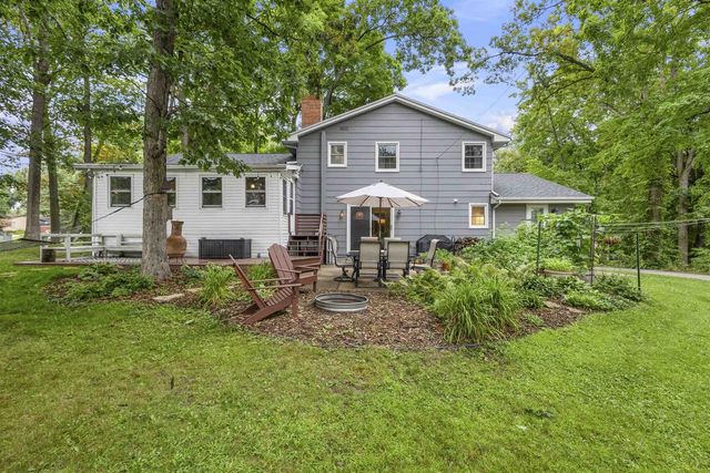 540 PINEHURST AVENUE, Green Bay, WI 54302