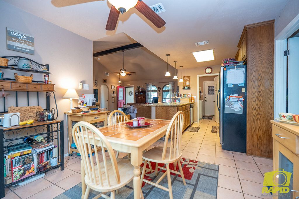 Image 16 of property listing at 6 Dellwood Drive, San Angelo, TX 76903
