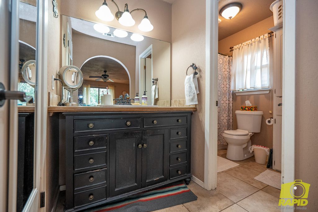 Image 20 of property listing at 6 Dellwood Drive, San Angelo, TX 76903
