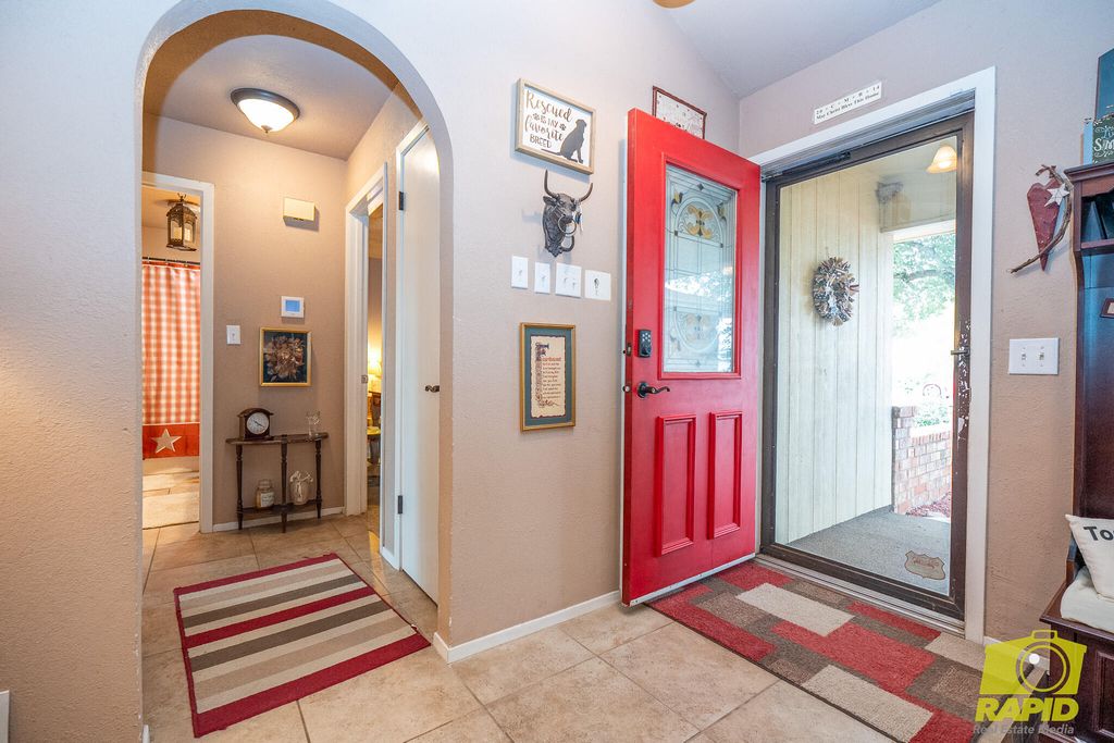Image 21 of property listing at 6 Dellwood Drive, San Angelo, TX 76903