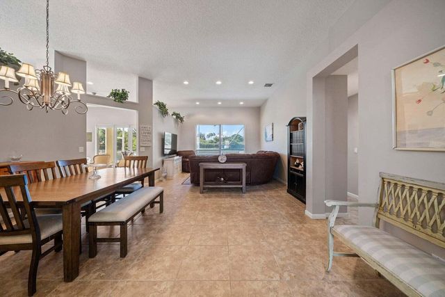 12919 Hyland Circle, Boca Raton, FL 33428