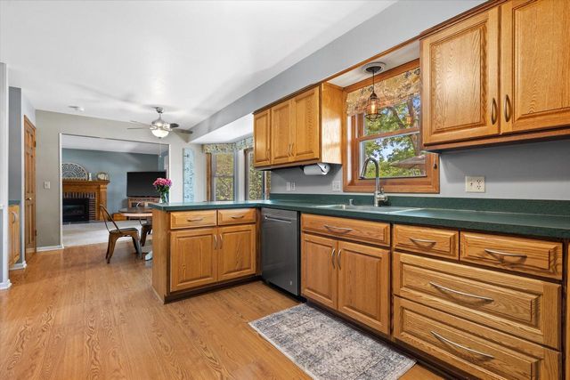 1237 Cavalier DRIVE, Waukesha, WI 53186