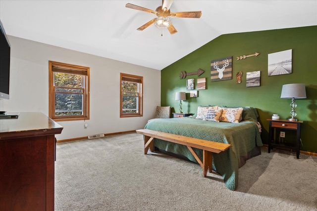 1237 Cavalier DRIVE, Waukesha, WI 53186