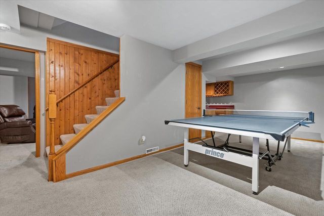 1237 Cavalier DRIVE, Waukesha, WI 53186