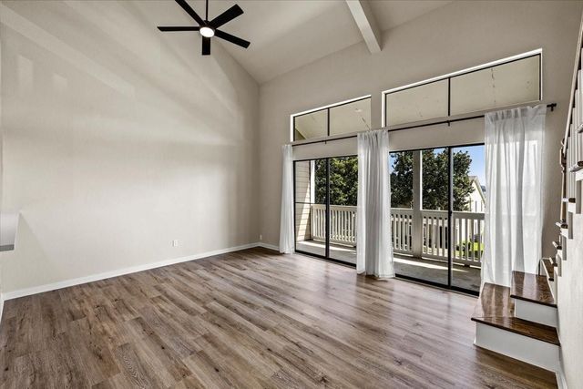 154 April Point Drive S, Conroe, TX 77356