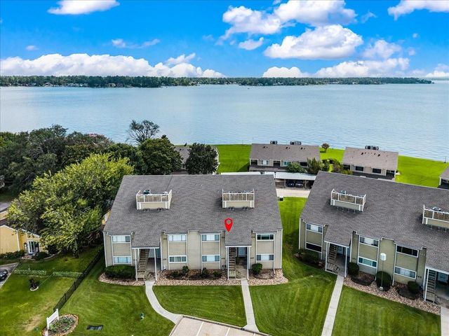 154 April Point Drive S, Conroe, TX 77356