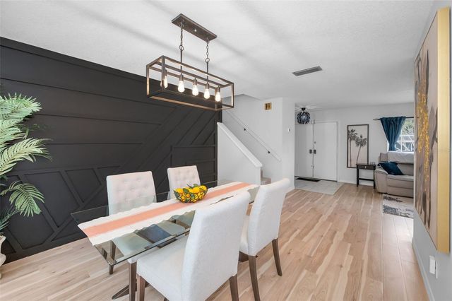 613 VALLEY HILL DRIVE, Brandon, FL 33510