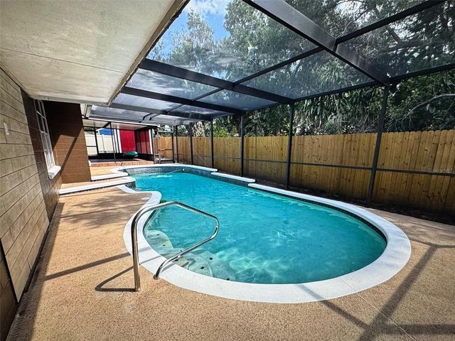 613 VALLEY HILL DRIVE, Brandon, FL 33510