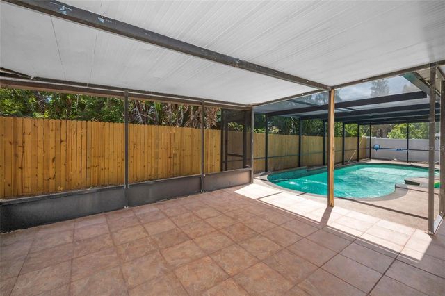 613 VALLEY HILL DRIVE, Brandon, FL 33510