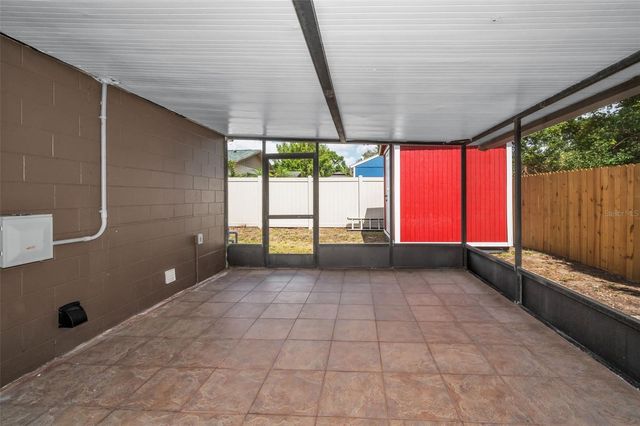 613 VALLEY HILL DRIVE, Brandon, FL 33510