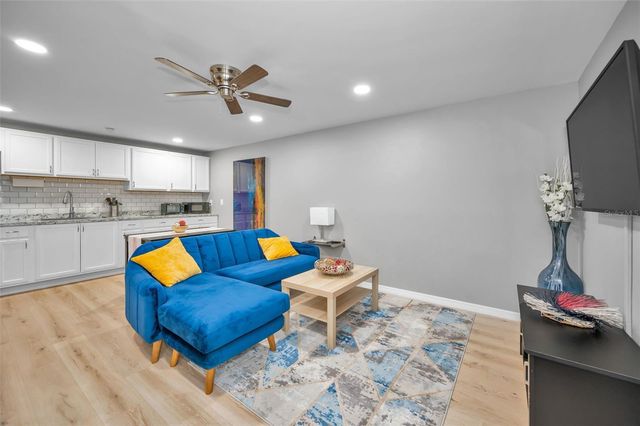 613 VALLEY HILL DRIVE, Brandon, FL 33510