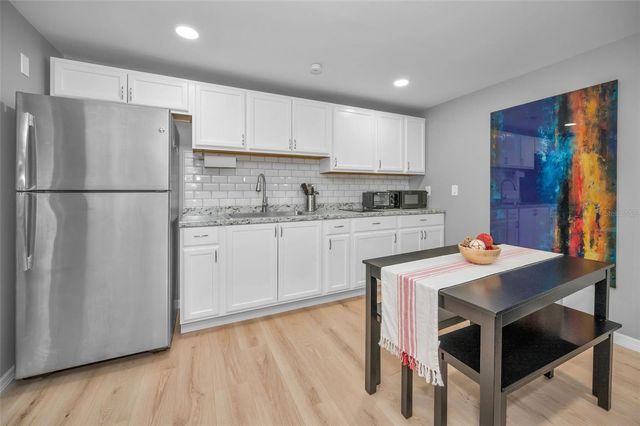 613 VALLEY HILL DRIVE, Brandon, FL 33510