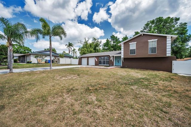 613 VALLEY HILL DRIVE, Brandon, FL 33510