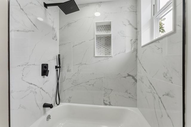 47 Brackett 3, Boston, MA 02135