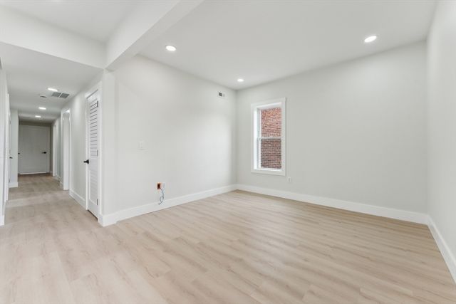 47 Brackett 3, Boston, MA 02135