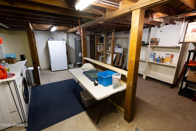 810 N Reymond Street, Las Cruces, NM 88005