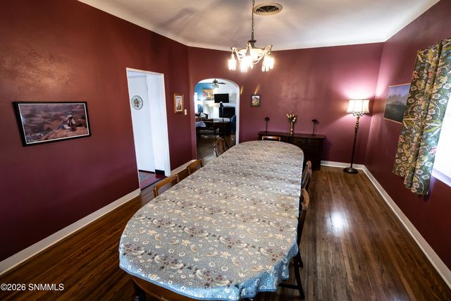 810 N Reymond Street, Las Cruces, NM 88005
