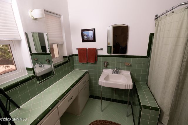 810 N Reymond Street, Las Cruces, NM 88005