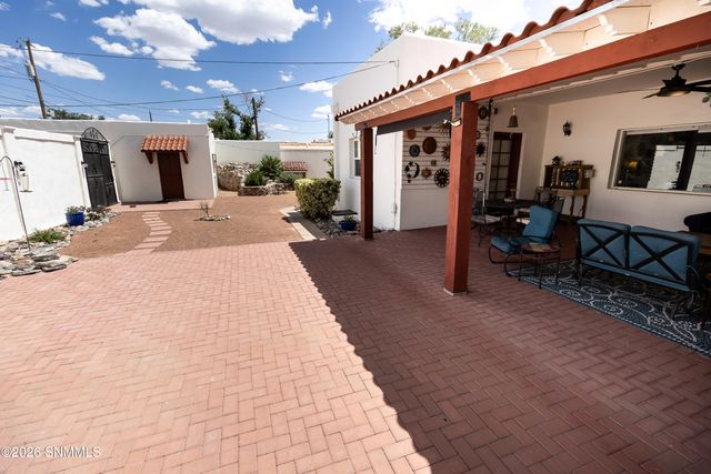 810 N Reymond Street, Las Cruces, NM 88005