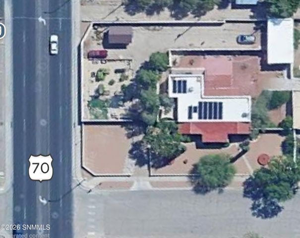 810 N Reymond Street, Las Cruces, NM 88005