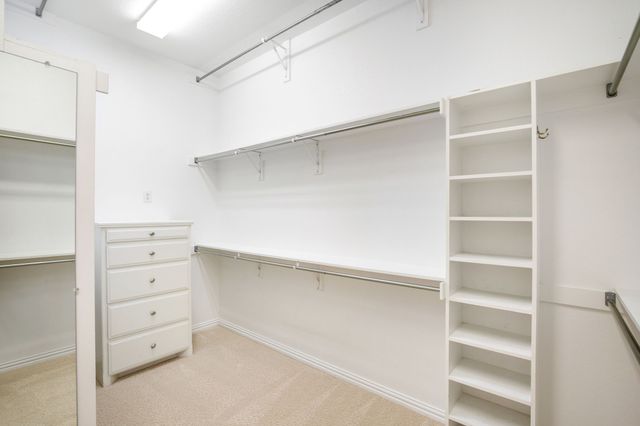 915 Glen Meadow Court, Garland, TX 75044