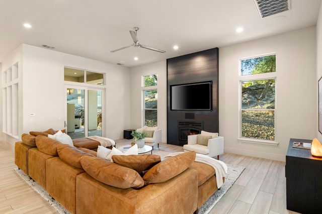 3959 Maresborough Pl, Loomis, CA 95650