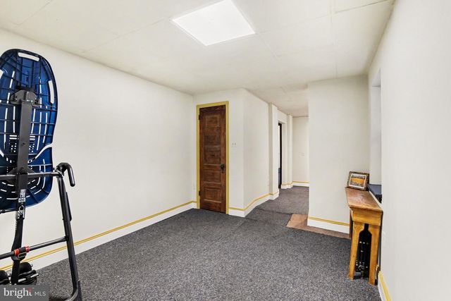 9 N 6TH ST, Pottsville, PA 17901